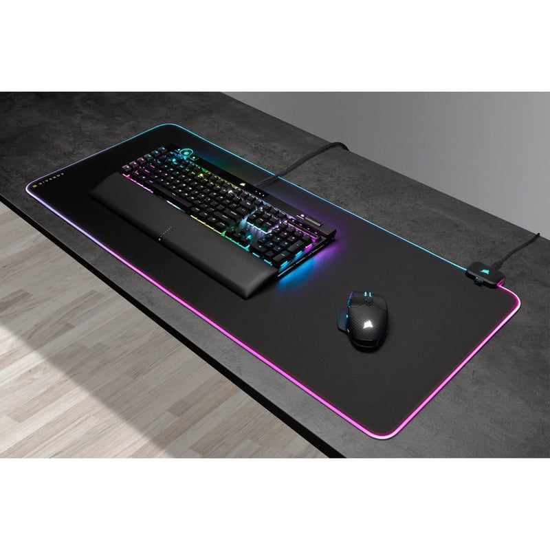 Corsair MM700 RGB Extended Mouse Pad