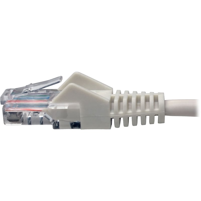 Eaton Tripp Lite Series Cat5e 350 MHz Snagless Molded (UTP) Ethernet Cable (RJ45 M/M), PoE - White, 5 ft. (1.52 m) - Thumbnail 4