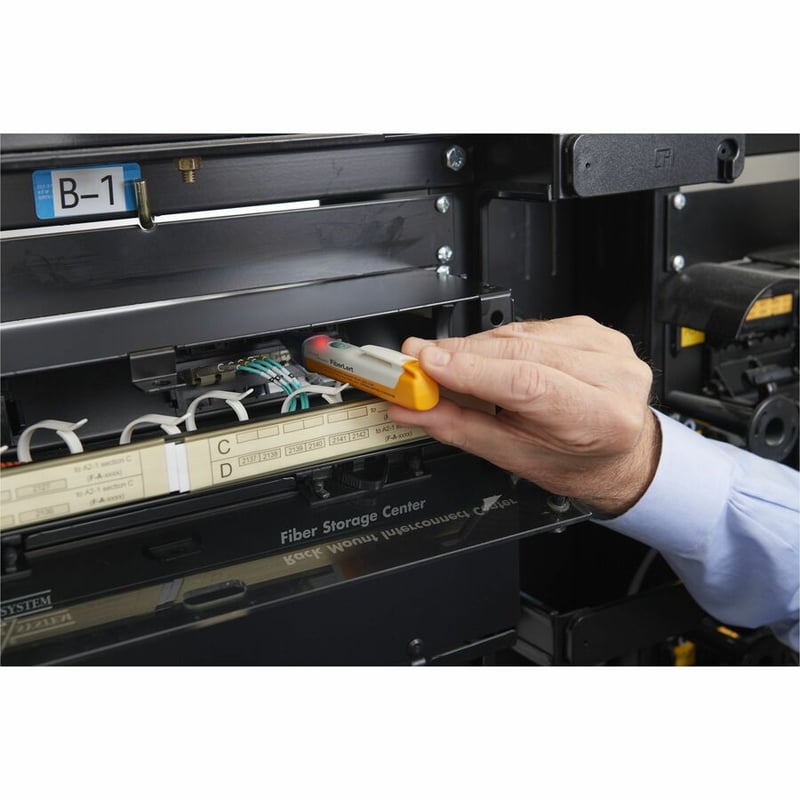 Fluke Networks FiberLert Live Fiber Detector - Thumbnail 3