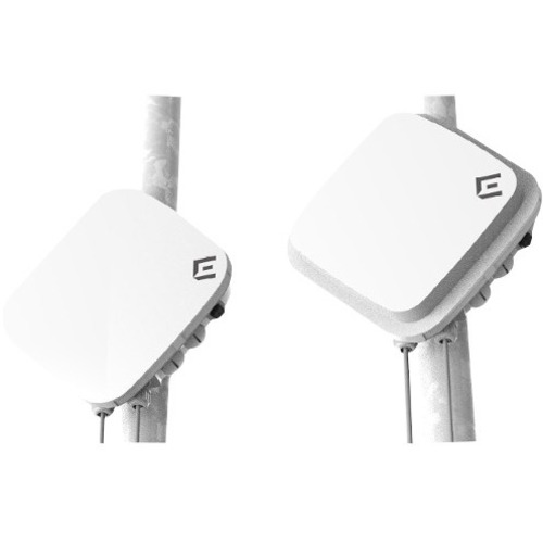 EXTREMECLOUD IQ: TRI-RADIO OUTDOOR WIFI 6 AP (4X4 5 GHZ, 2X2 DUAL BAND & 1X1 SE