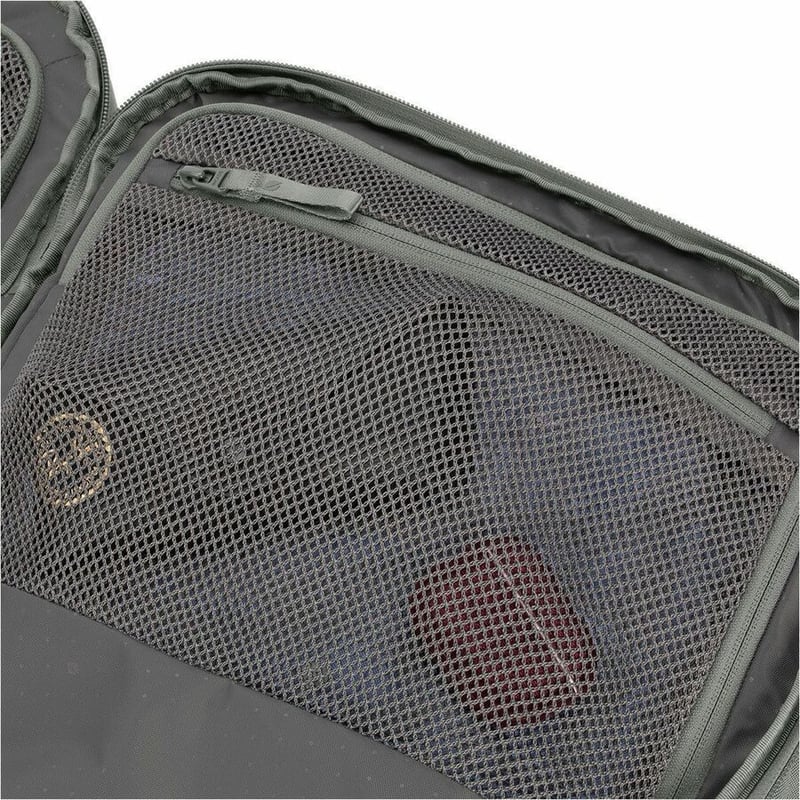 Incase A.R.C. Carrying Case (Backpack) for 16" Apple MacBook Pro - Smoked Ivy - Thumbnail 5