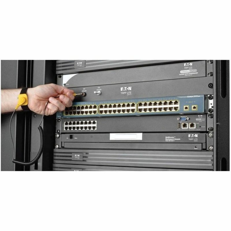 Tripp Lite by Eaton Rack Enclosure/Open Frame Server Cabinet ESD Grounding Panel 1U - Thumbnail 3