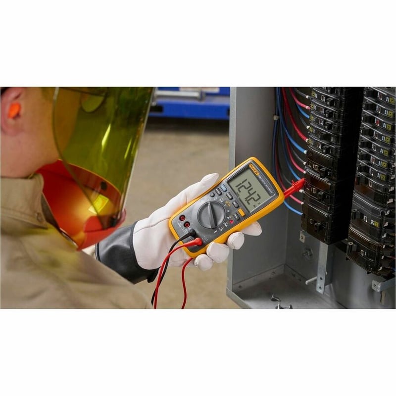 FLUKE-17B+ ESPBASIC DMM FOR ESP W/TEMPERATURE CAT III - Thumbnail 5